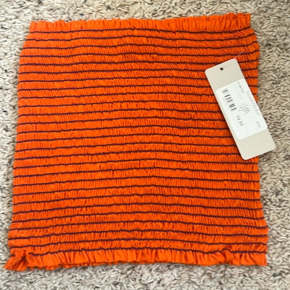 Smocked orange crop top - Picture 1 of 1